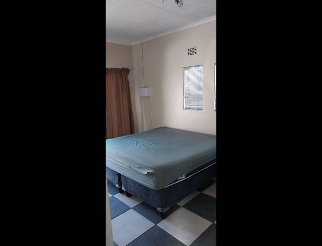 1 BEDROOM PROPERTY TO RENT IN BOKSBURG NORTH